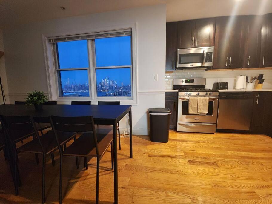 דירות יוניון סיטי Luxurious 2 Bed ! Mins To Nyc! מראה חיצוני תמונה